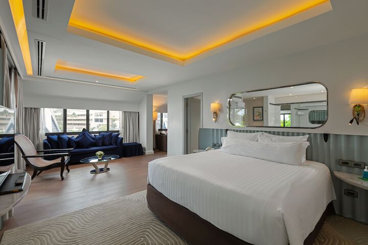 Room 14 of 50