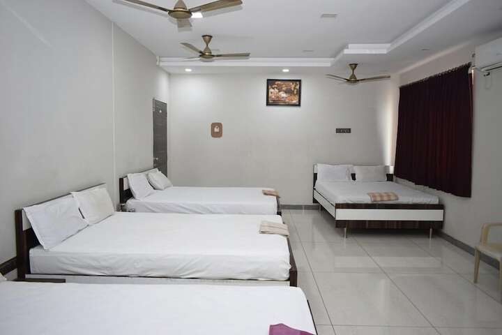Room 20 of 49