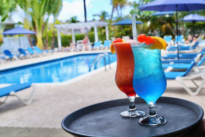 Hotel with Pool