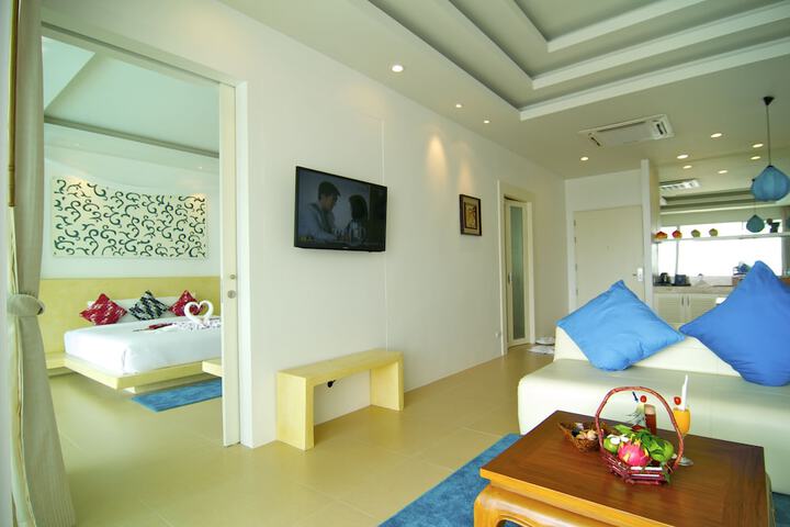 Room 7 of 96