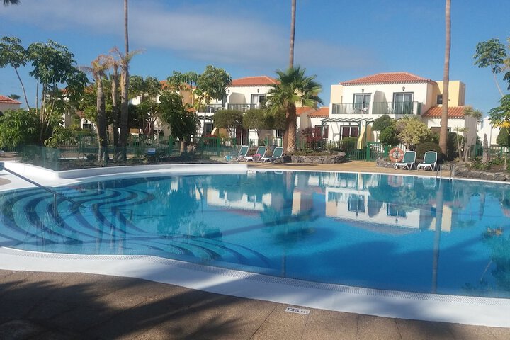 Pools & Facilities