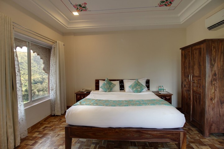 Room 15 of 59