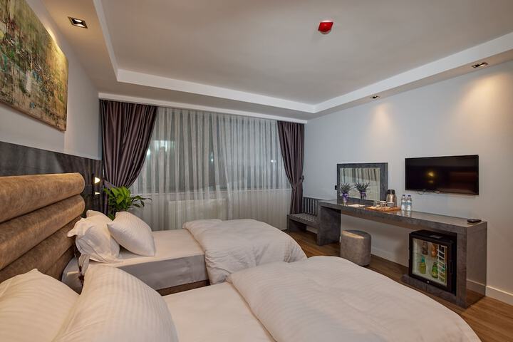 Room 14 of 60