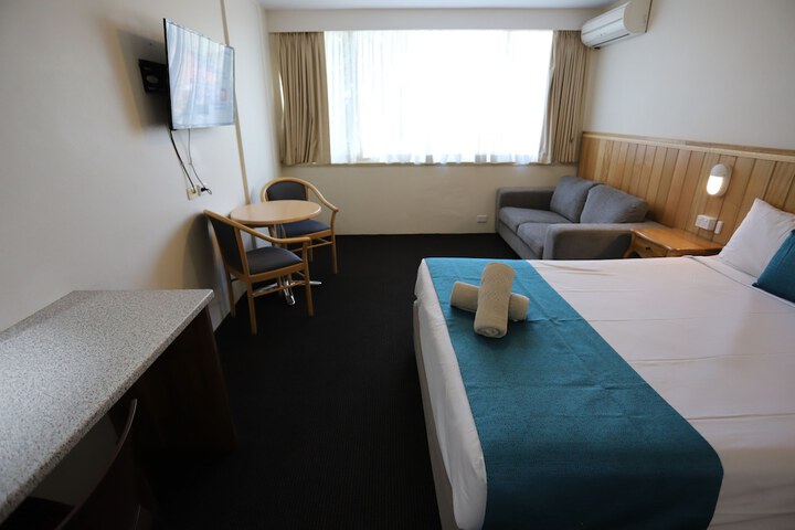 Room 12 of 56