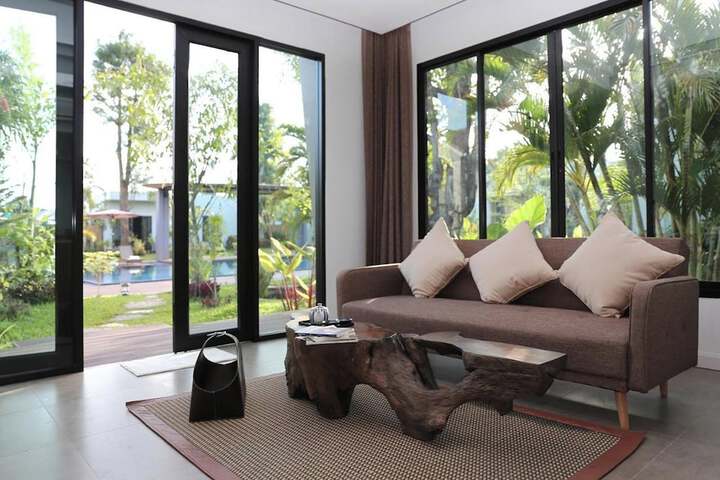 Room 26 of 107