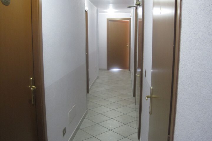 Ballroom/Hall 22 of 30