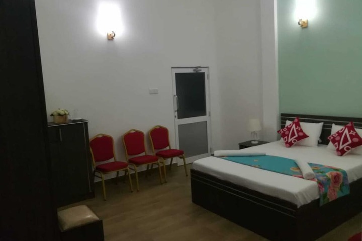 Room 7 of 26