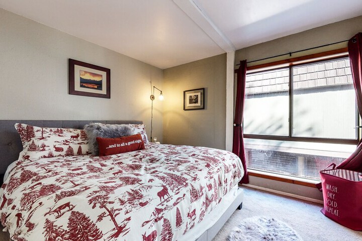 Room 3 of 67