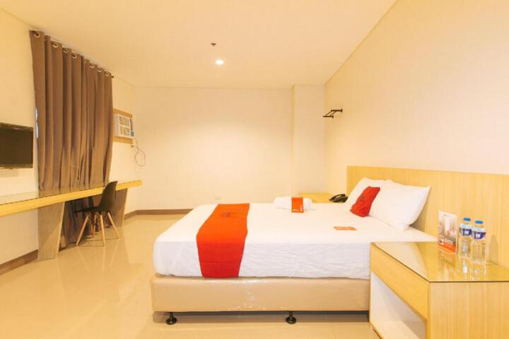 RedDoorz Plus at Kaizen Suites Taft Avenue
