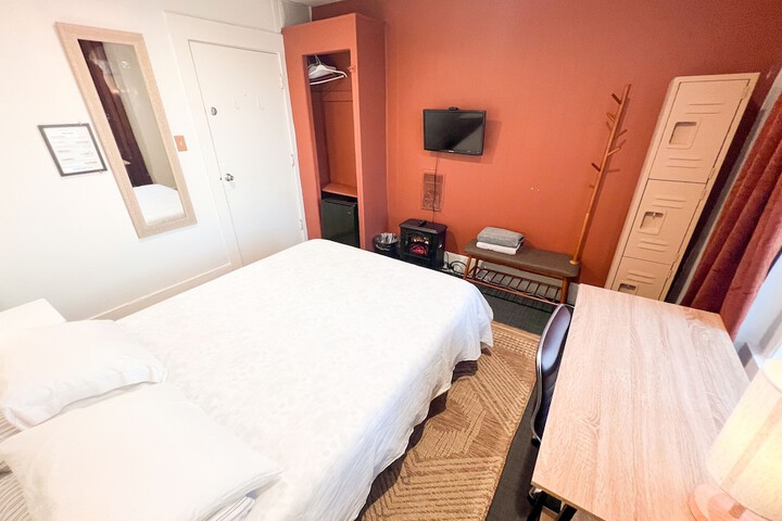 Room 39 of 85