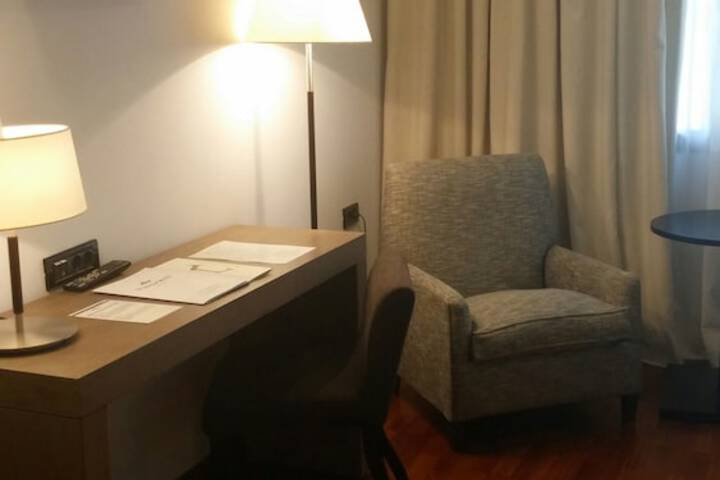 Room 21 of 56