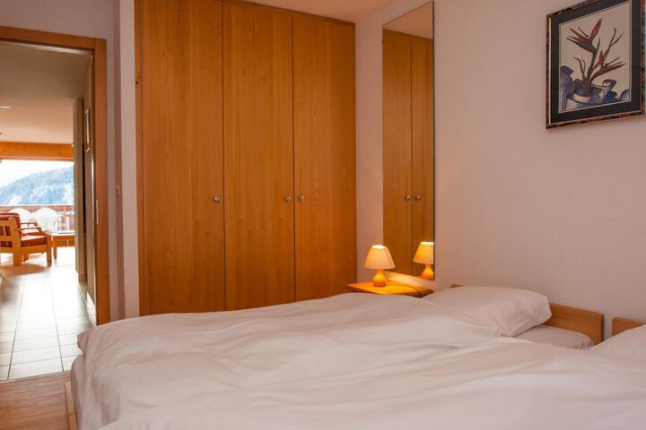 Room 19 of 65