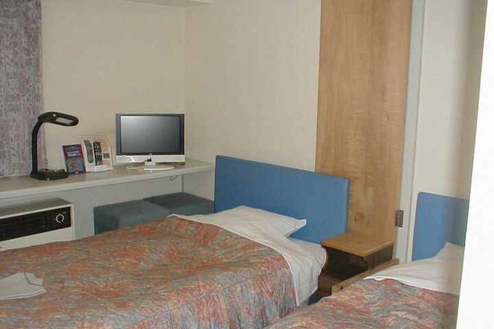 Room 3 of 17