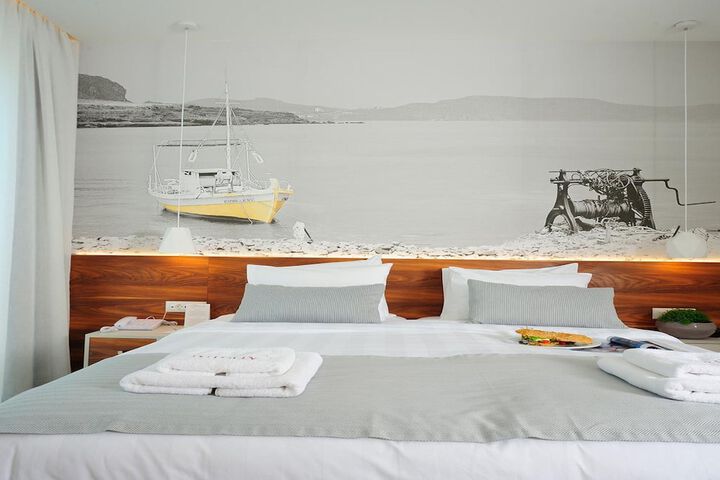Room 42 of 171