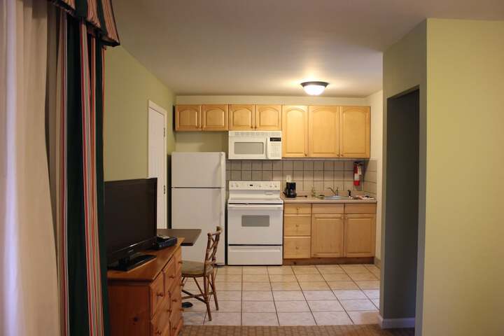Room 5 of 65