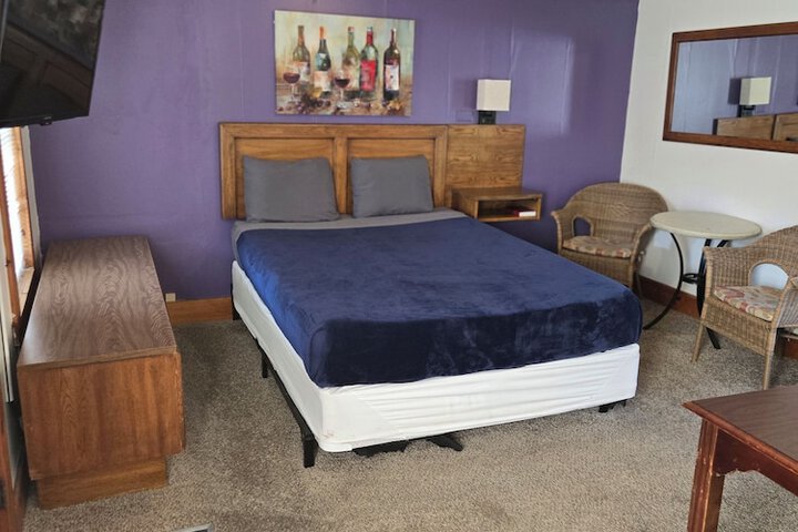 Room 10 of 69