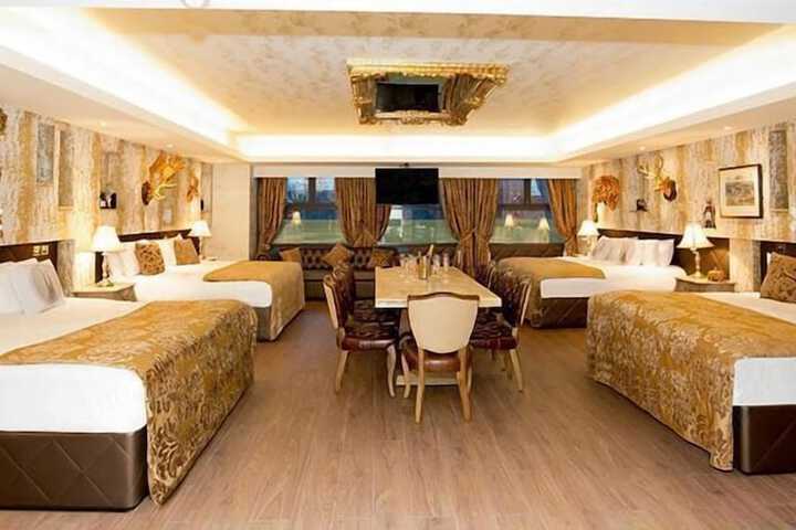 Room 148 of 194