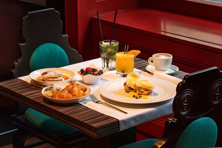 Breakfast meal