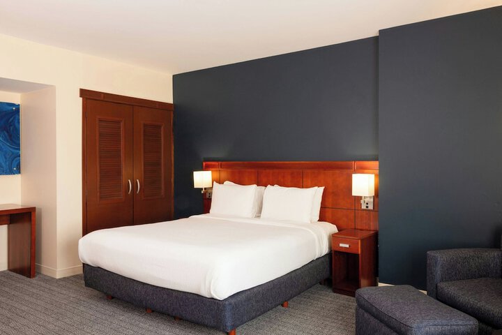 Room 26 of 72