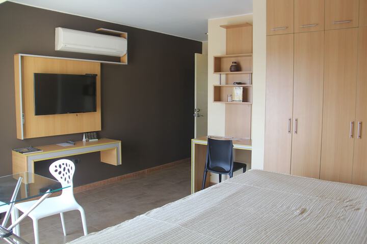 Room 13 of 53