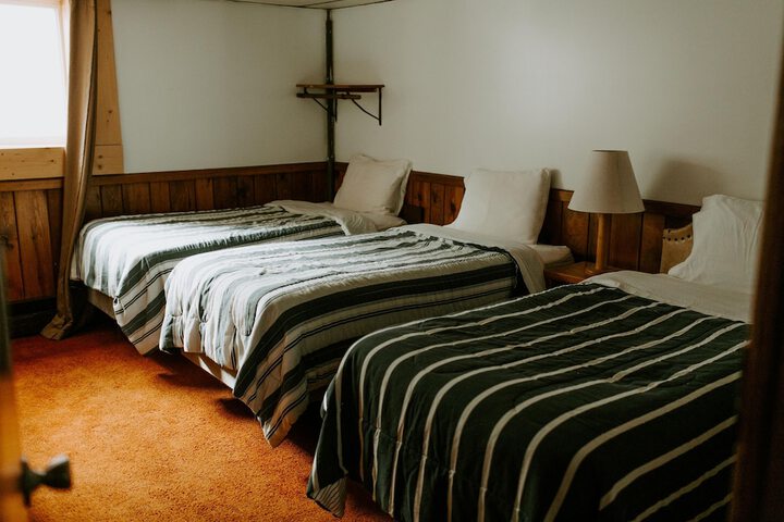 Room 21 of 132