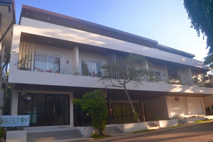 Hotel 42 of 42