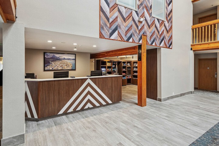 Lobby Photos