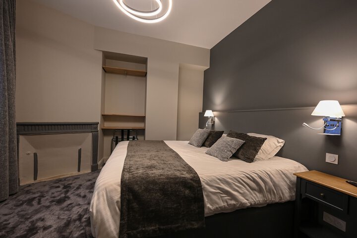 Room 29 of 137