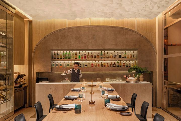 Dining 83 of 122