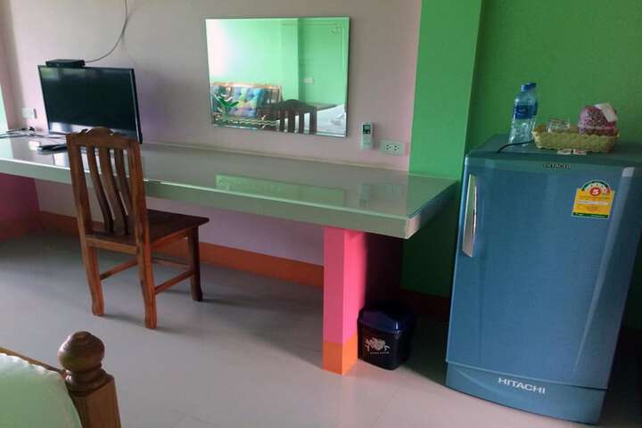 Room 9 of 24