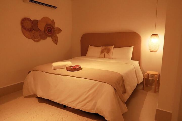 Room 10 of 53