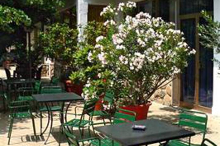 Terrace/Patio 25 of 26