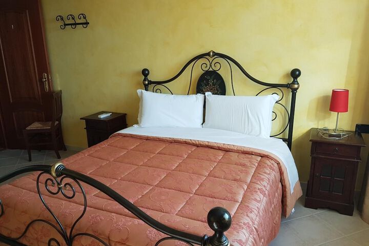 Room 12 of 44