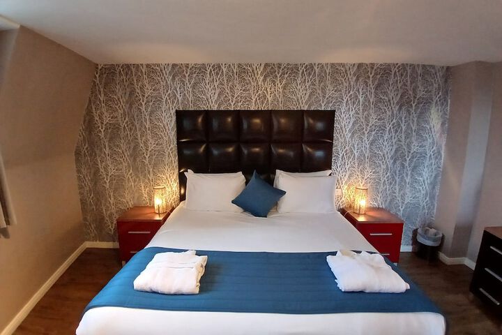 Room 133 of 182