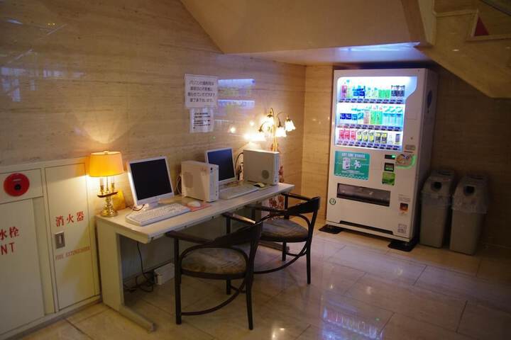 Business Center 43 of 44