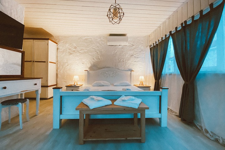 Room 45 of 79