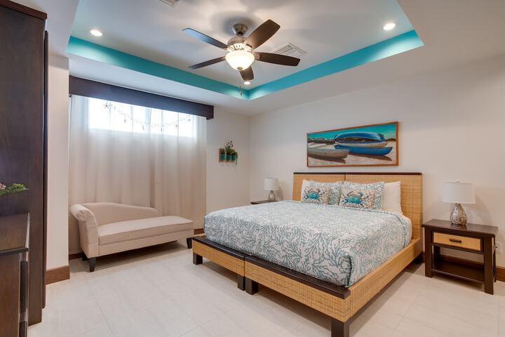 Room 4 of 97