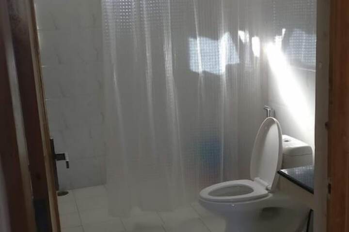 Room 16 of 37