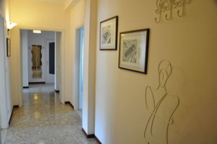 Ballroom/Hall 32 of 61