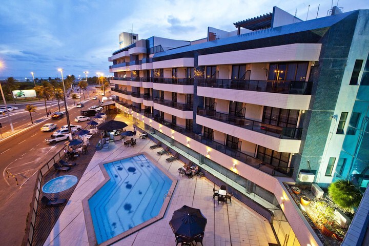 Pool Hotel