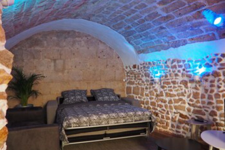 Room 26 of 30