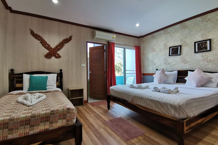 Room 19 of 90
