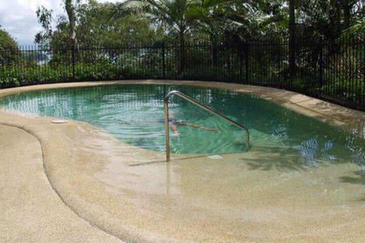 Pool 8 of 8