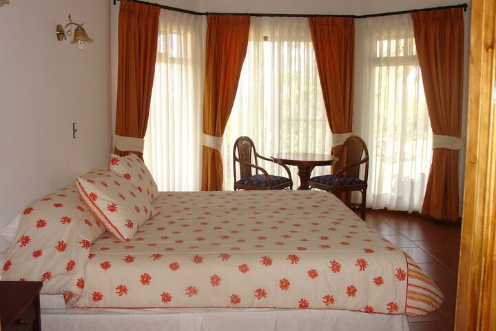 Room 20 of 37