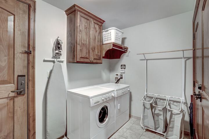 Laundry 360 of 569
