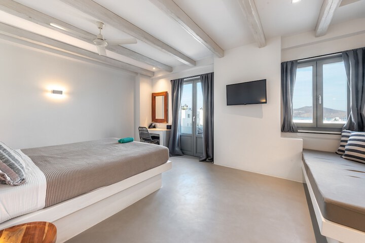 Room 15 of 73