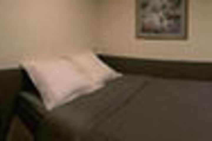 Room 21 of 40