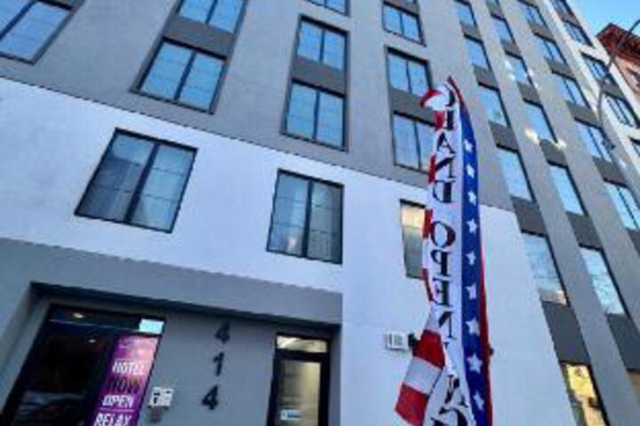 Hotel 5 of 13
