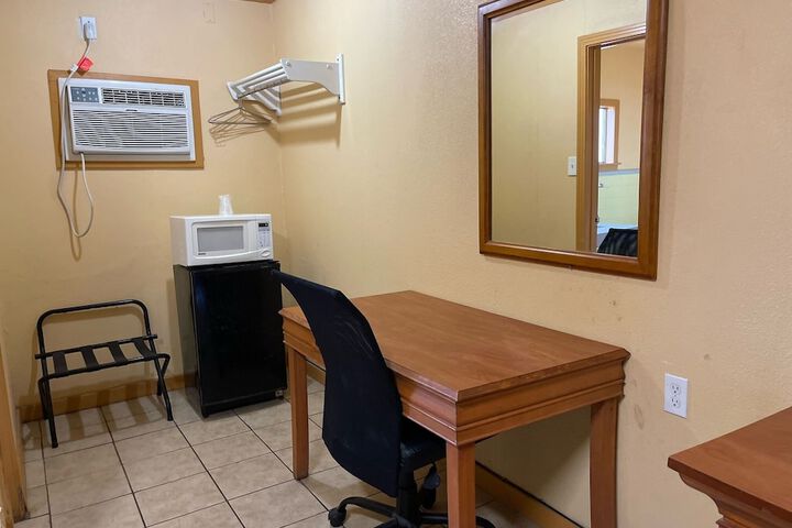 Room 3 of 15