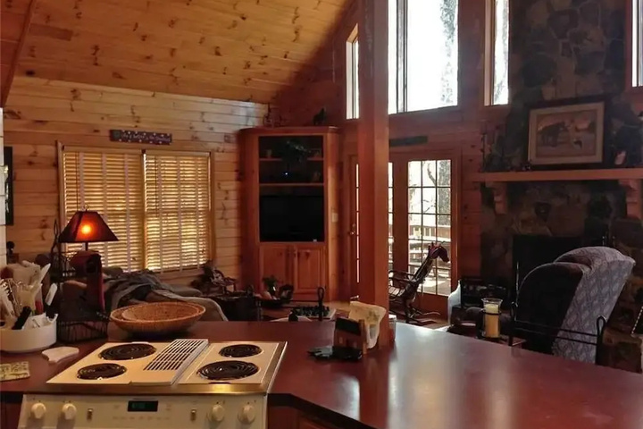 Room 2 of 20